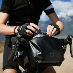 Roswheel Road Accessory Pouch 9 Roswheel Road Accessory Pouch -Outdoor Camping Store k4e782f5ec0abf25558e76733c22d98fe